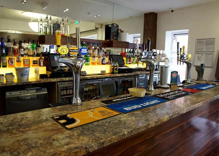 Royal Carlton Hotel